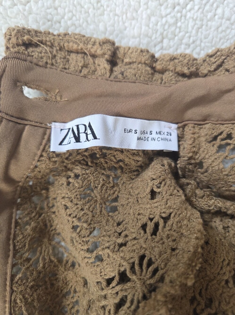 Zara Crochet Crop Top - Picture 4 of 9